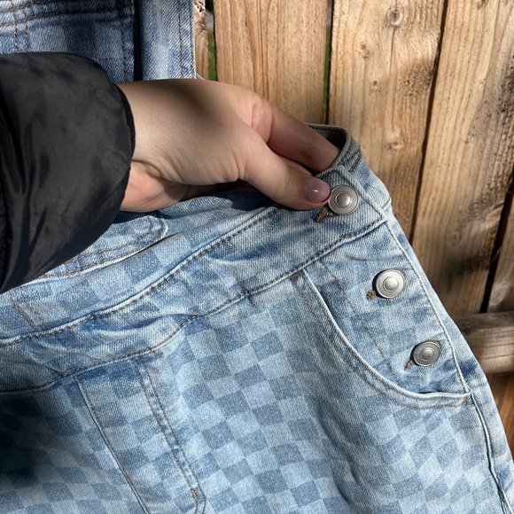 Trend Alert: checkers - shortalls - Picture 4 of 4